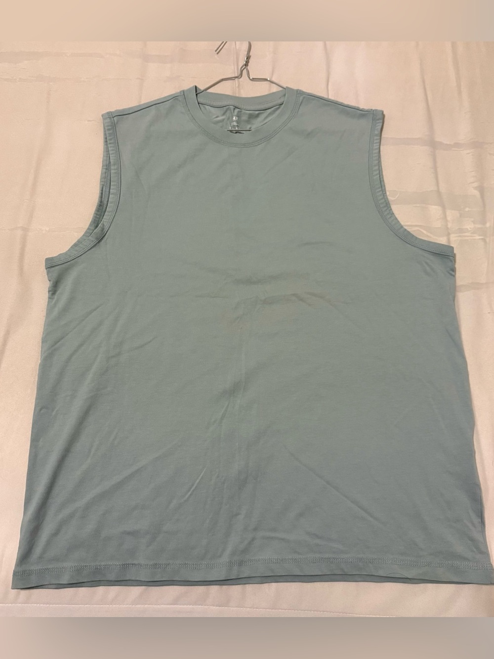 H&M COOLMAX Men's Sleeveless Crewneck Tank Top - Light Blue